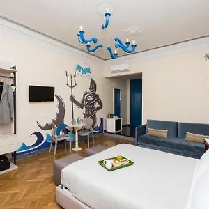 Tritone 125 ** Roma