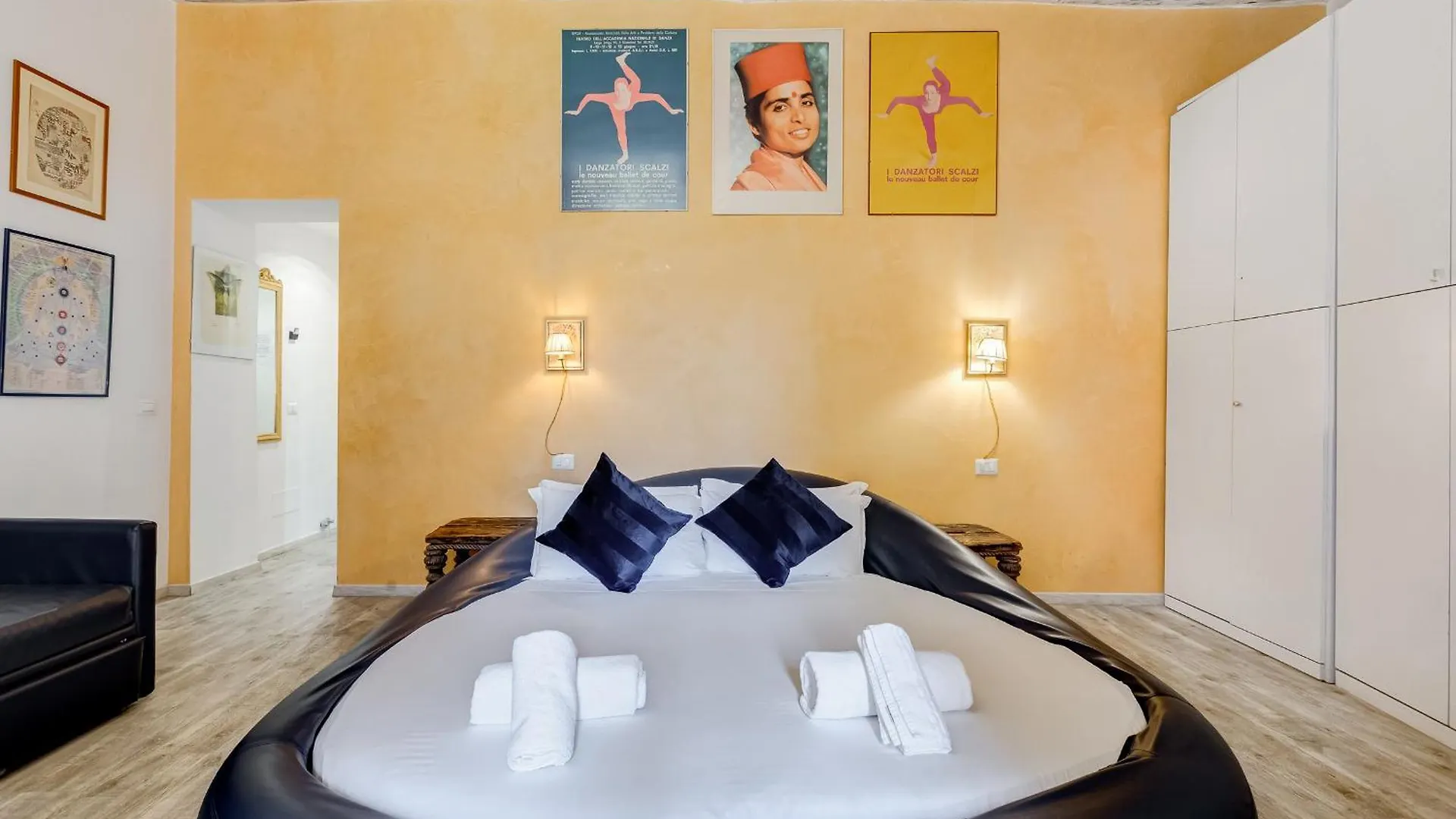 *** Guest house Trevi Art Suite Rome Italy